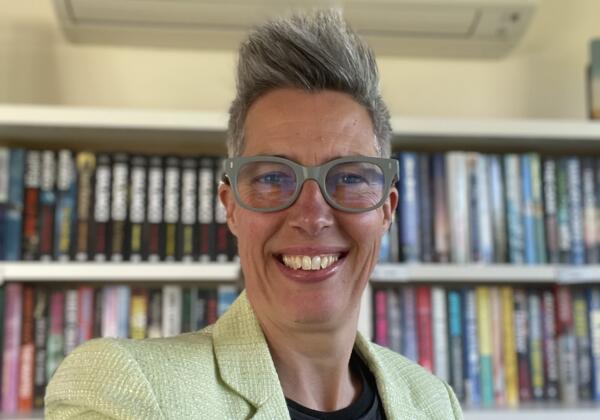 Vicky Chettleburgh Head Shot